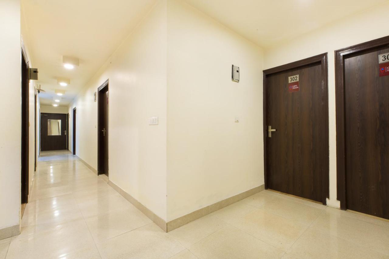 The Alpino Hotel ニューデリー エクステリア 写真