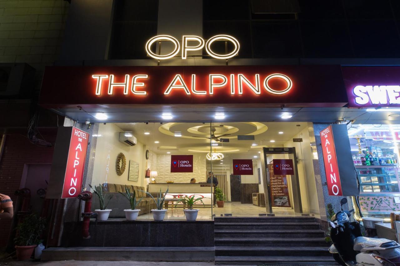 The Alpino Hotel ニューデリー エクステリア 写真