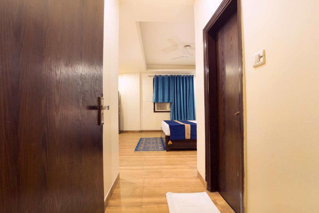 The Alpino Hotel ニューデリー エクステリア 写真